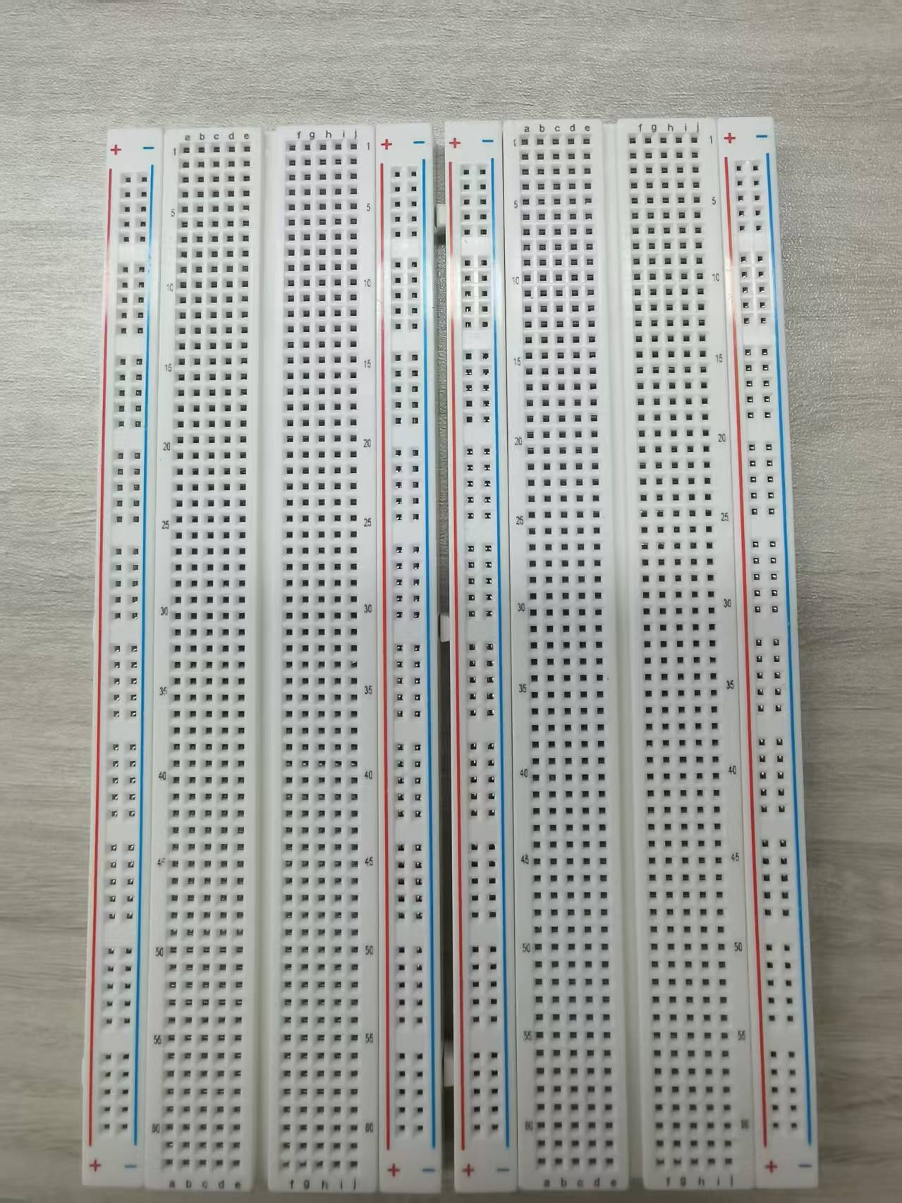 /oshw-getting-started-kits/breadboard_2.jpg