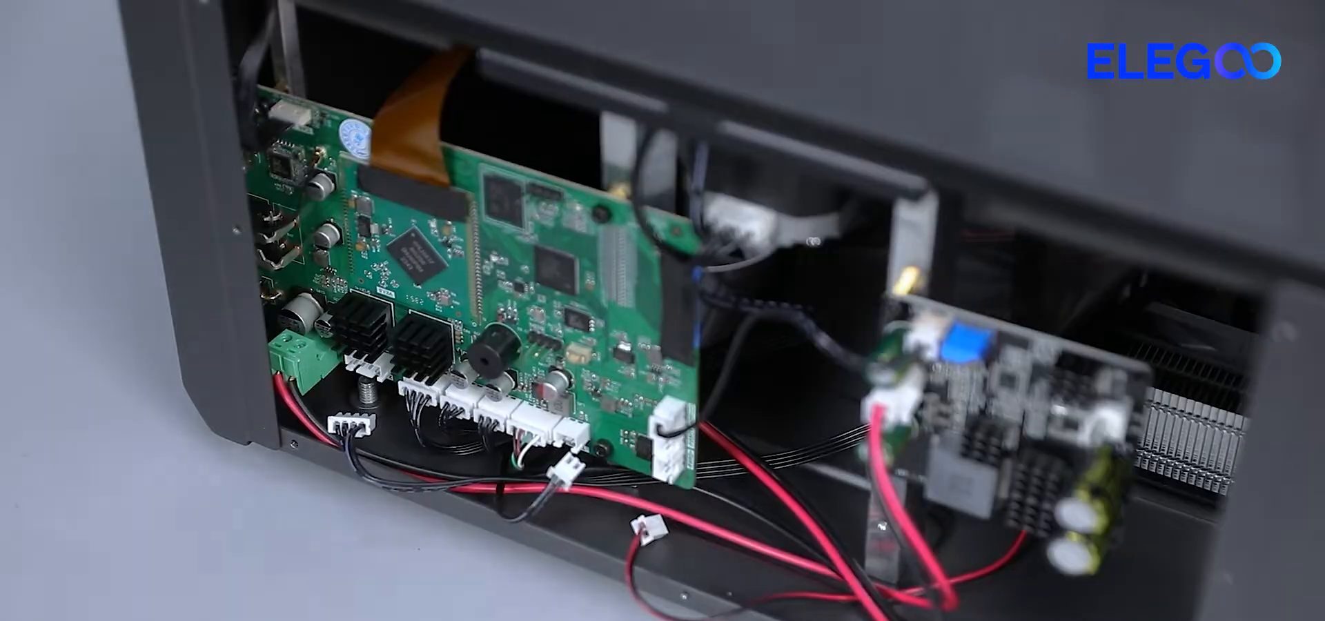 step03_disconnect_x_axis_motor_00m27s.png