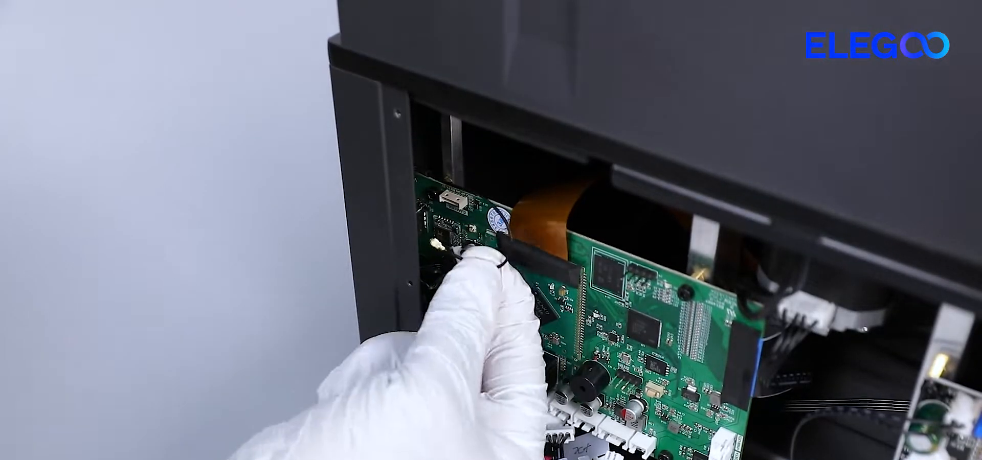 step04_disconnect_additional_connectors_2_01m30s.png